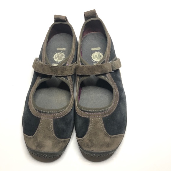 Merrell Women’s 6.5 Circuit MJ Mary Jane Shoes - Picture 2 of 7